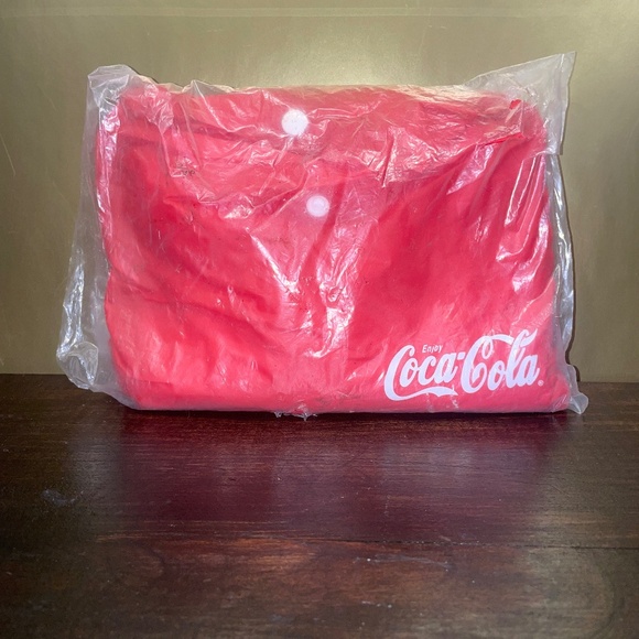 NEW Vintage Coca-Cola Adult Size Storm Rain Red‎ Poncho Orig Bag - Picture 1 of 5
